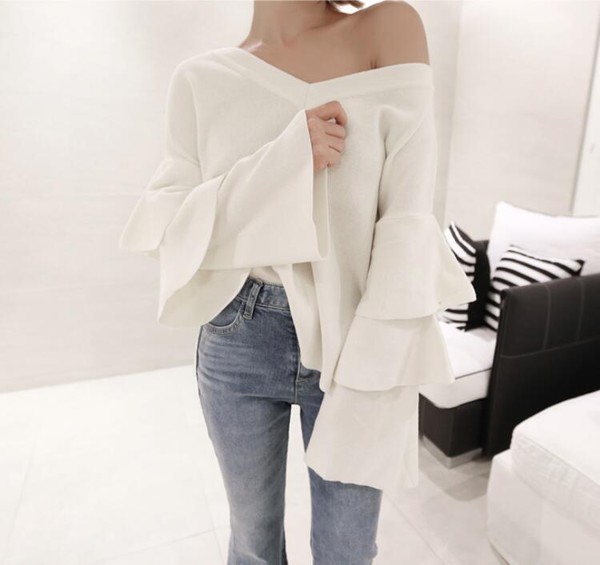 Wholesale V Neck Flare Sleeve White Cotton T Shirt